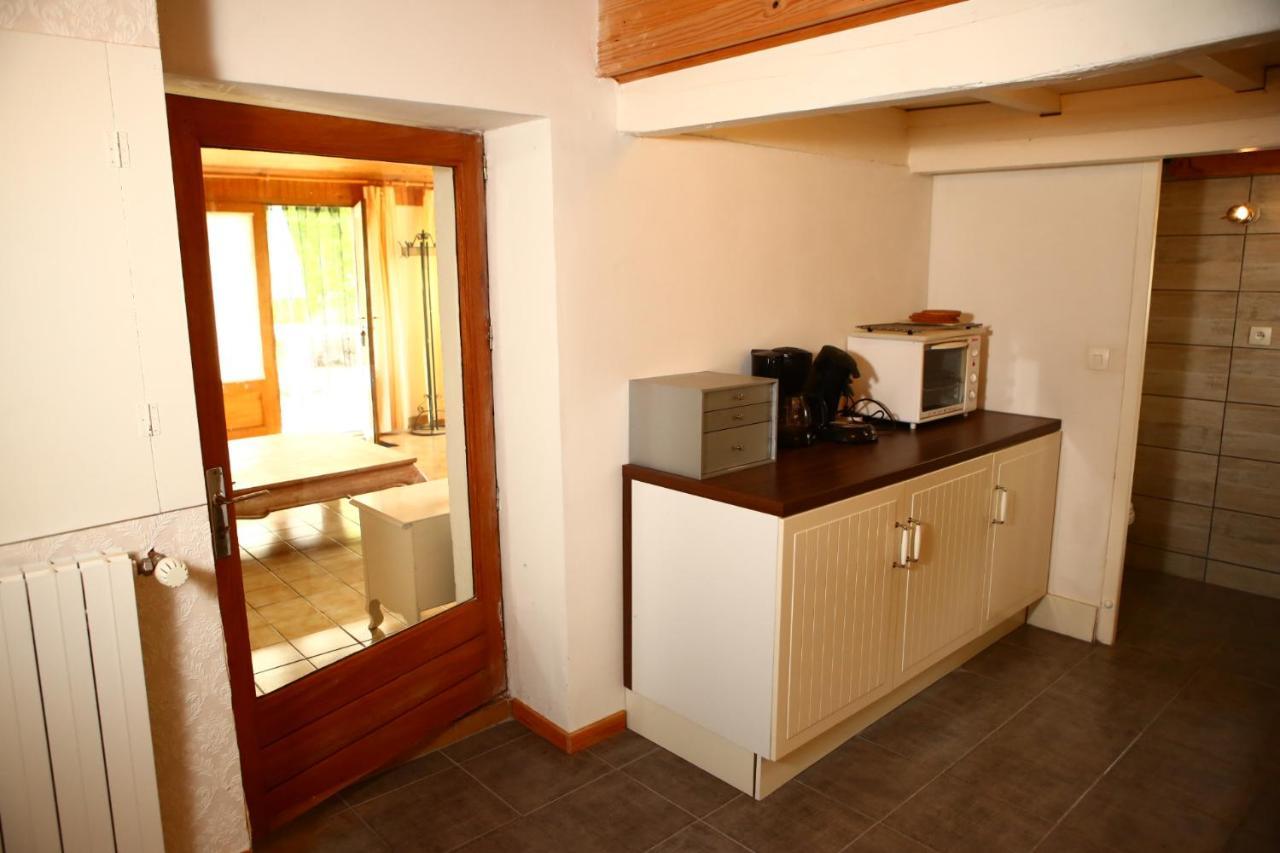 Les Grangeonnes, Gites Nature, Piscine, Bain Nordique, Sauna Pour Accueil Familiale Ou De Groupe Saint-Basile ภายนอก รูปภาพ